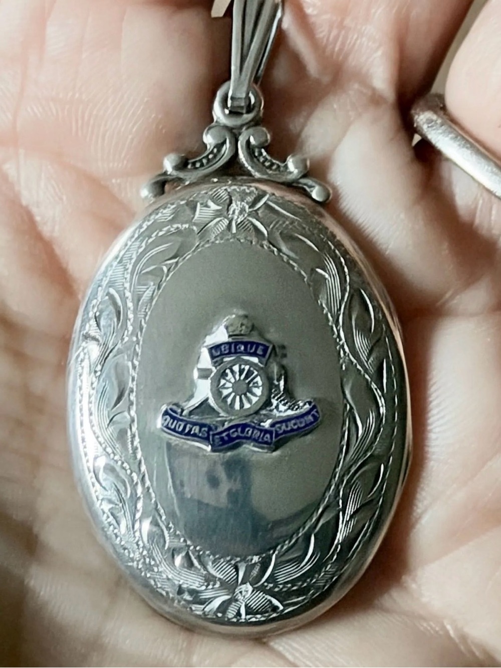 Royal Regiment of Canadian Artillery (RCA) locket, Edwardian era to WWI 1910s
